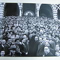 "La scalinata del duomo di Amalfi mai così affollata!", la foto di Sigismondo Nastri diventa virale