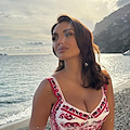 Tappa in Costiera Amalfitana per Elettra Lamborghini: la cantante si rilassa a Positano