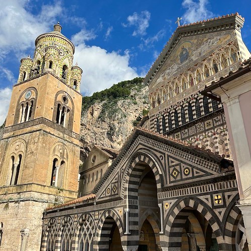 Duomo immortalato dalle finestre di Zia Pupetta Suites<br />&copy; Amalfi News